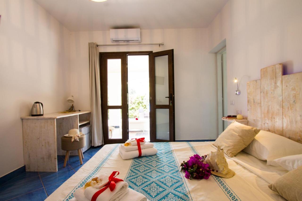 Suites Voce Del Mare 테르테니아 외부 사진