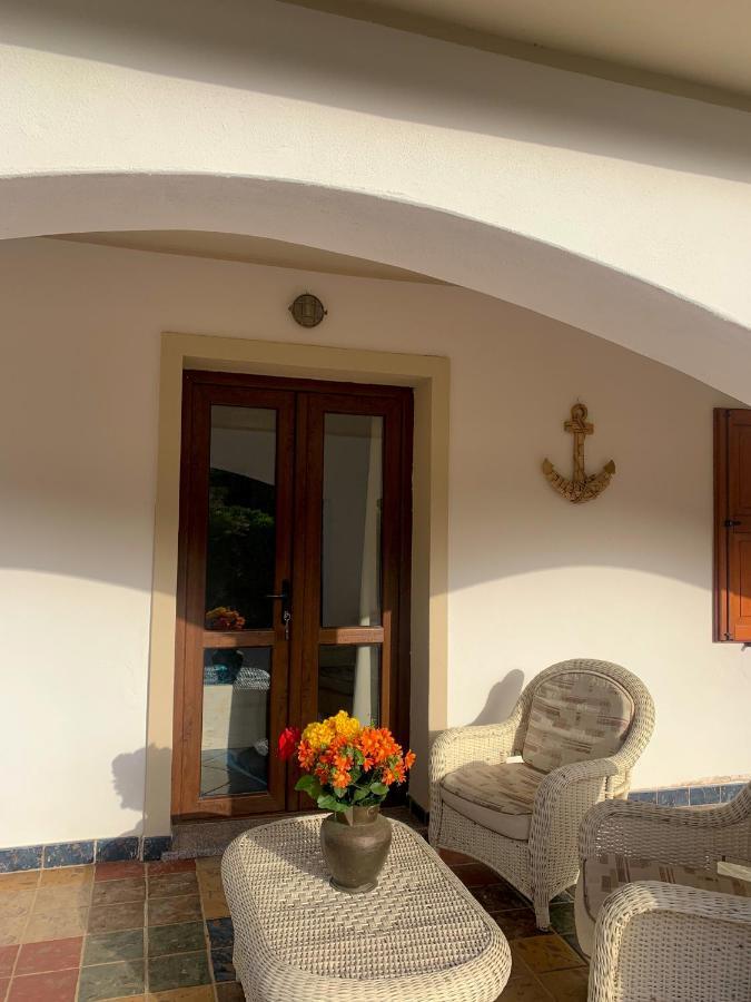 Suites Voce Del Mare 테르테니아 외부 사진
