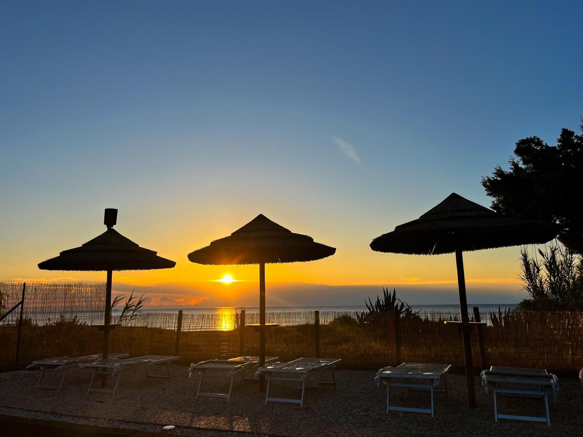 Suites Voce Del Mare 테르테니아 외부 사진