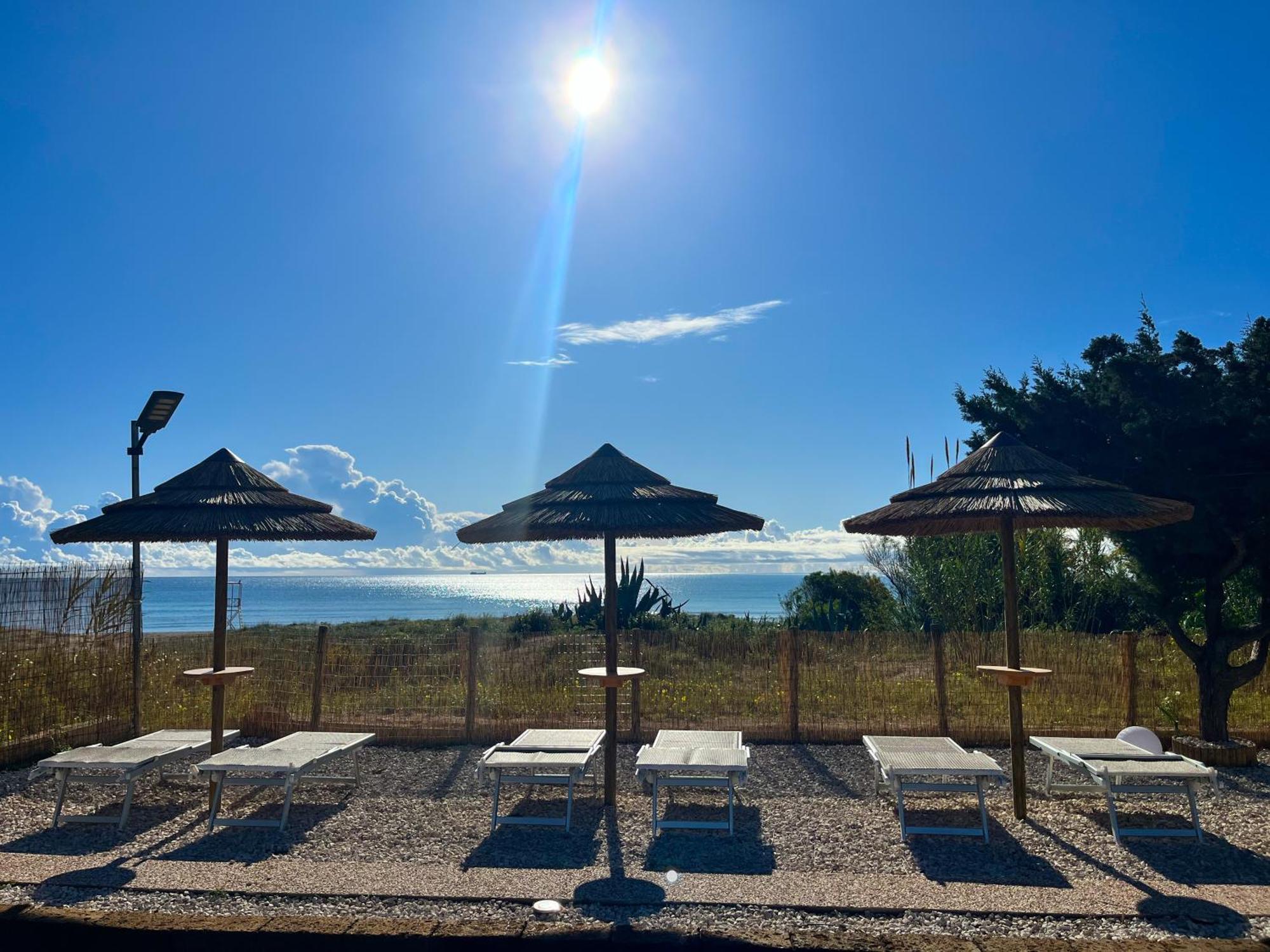 Suites Voce Del Mare 테르테니아 외부 사진